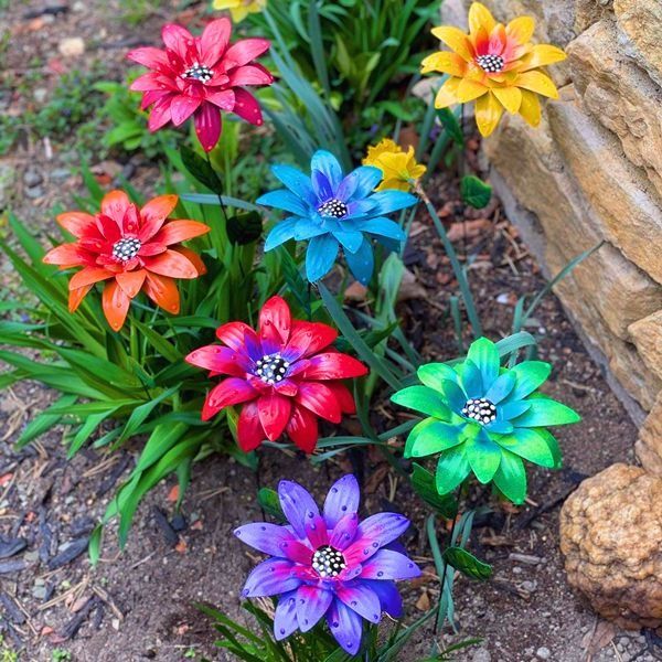 Metal Garden Flower Stakes Outdoor Yard Decor