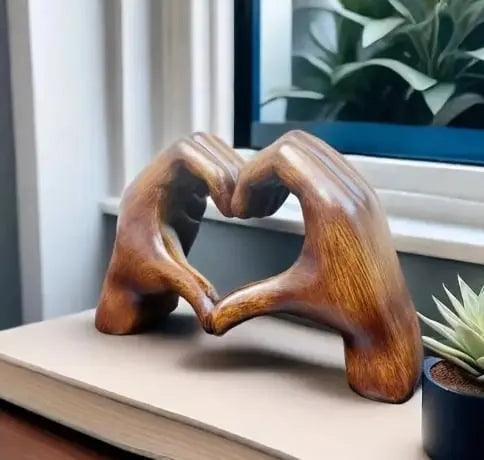 Natural Wood Grain Heart Sculpture Decorative Table Ornament