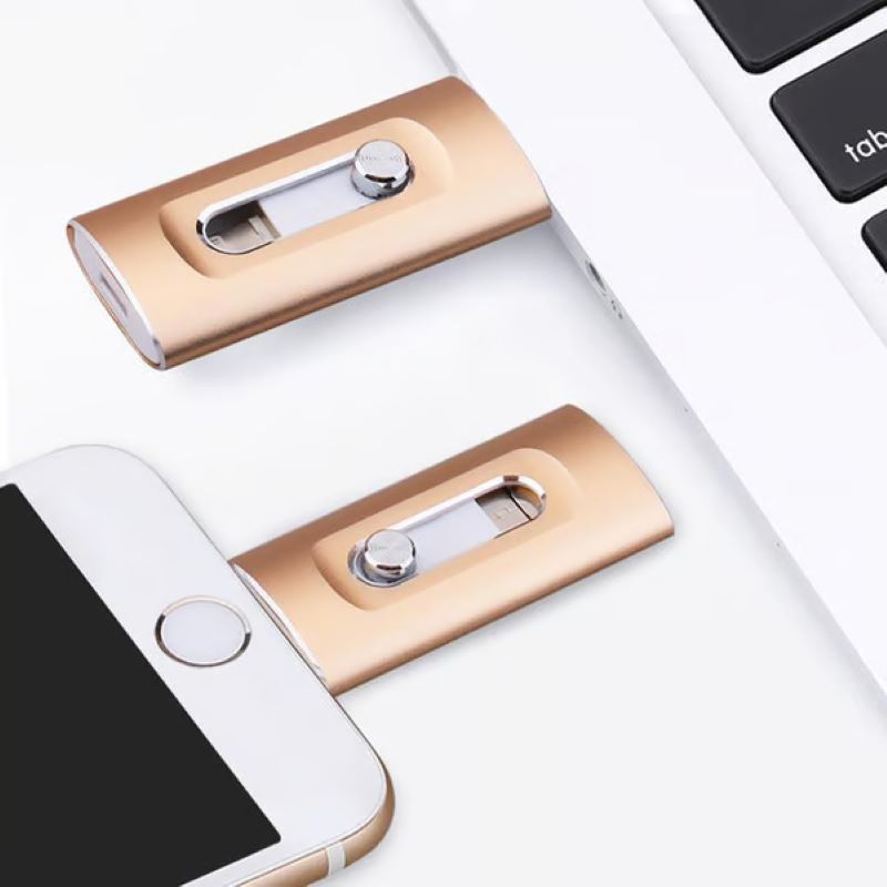 3-in-1 USB Flash Drive for Phone and Computer