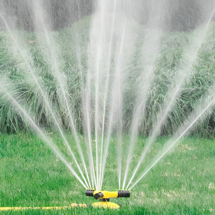 360 Degree Rotating Lawn Sprinkler with Adjustable Water Spray
