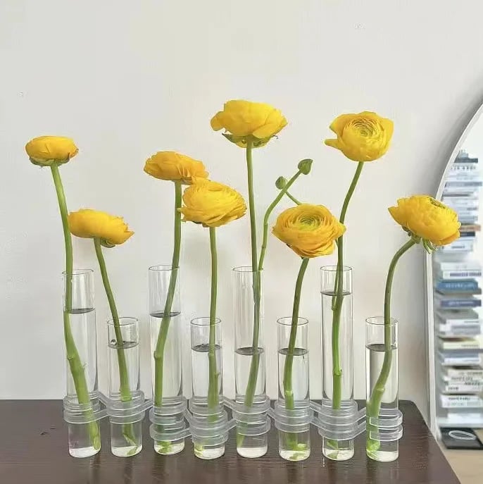 Adjustable Glass Tube Flower Vase with Hinged Design