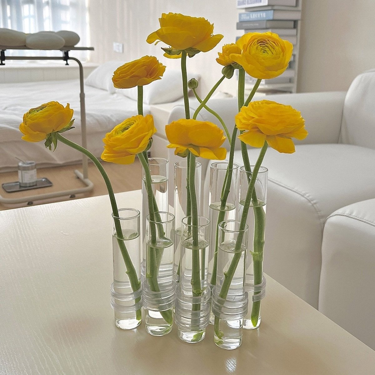 Adjustable Glass Tube Flower Vase with Hinged Design