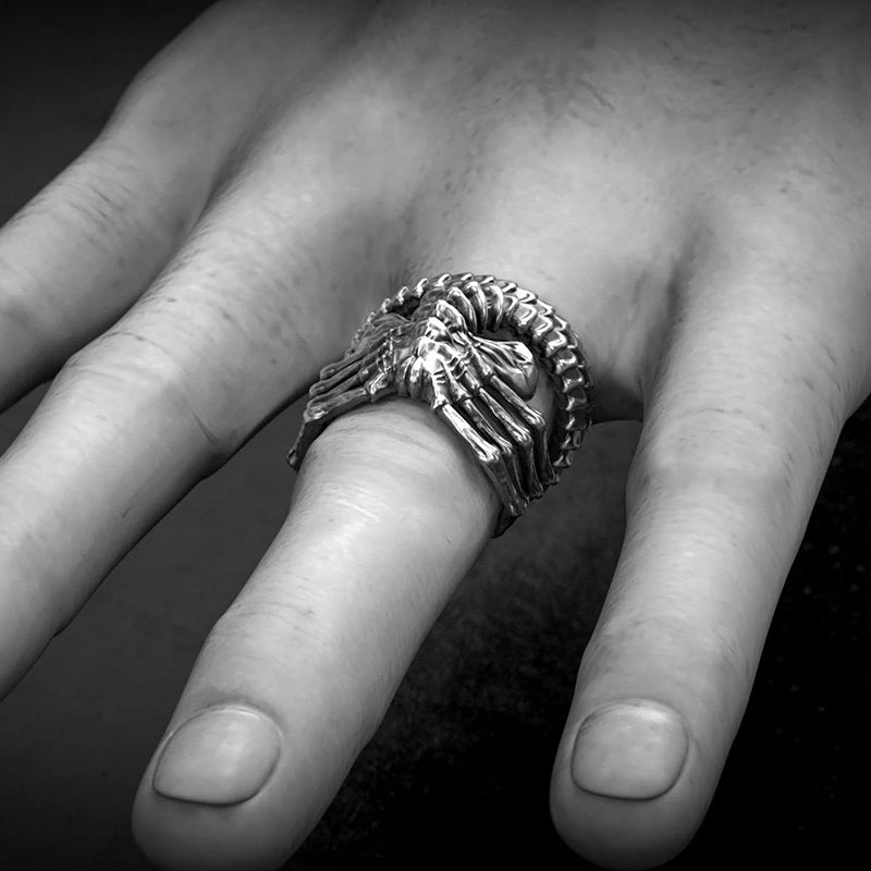 Alien Facehugger Adjustable Alloy Ring