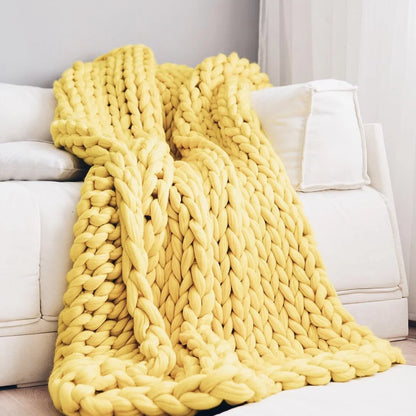 Chunky Knit Throw Blanket Soft Cozy Decorative Blanket