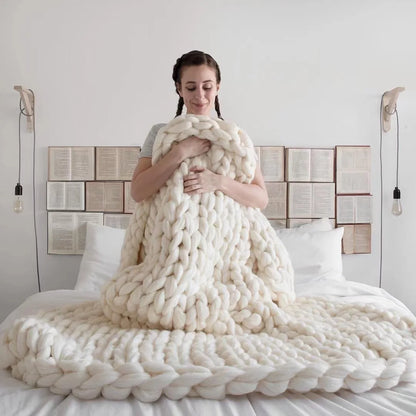 Chunky Knit Throw Blanket Soft Cozy Decorative Blanket