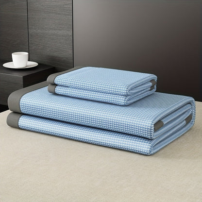Cooling Mattress Protector with Ice Silk Fabric and Breathable Bed Cover