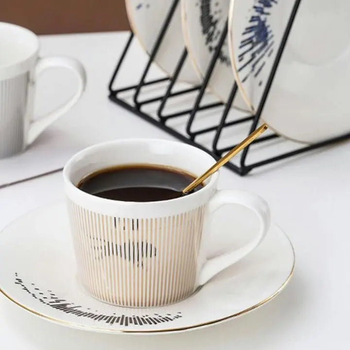 Creative Reflection Ceramic Coffee Mug with Animated Mirror Design