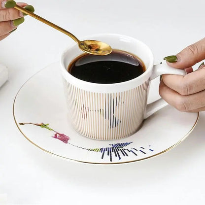Creative Reflection Ceramic Coffee Mug with Animated Mirror Design