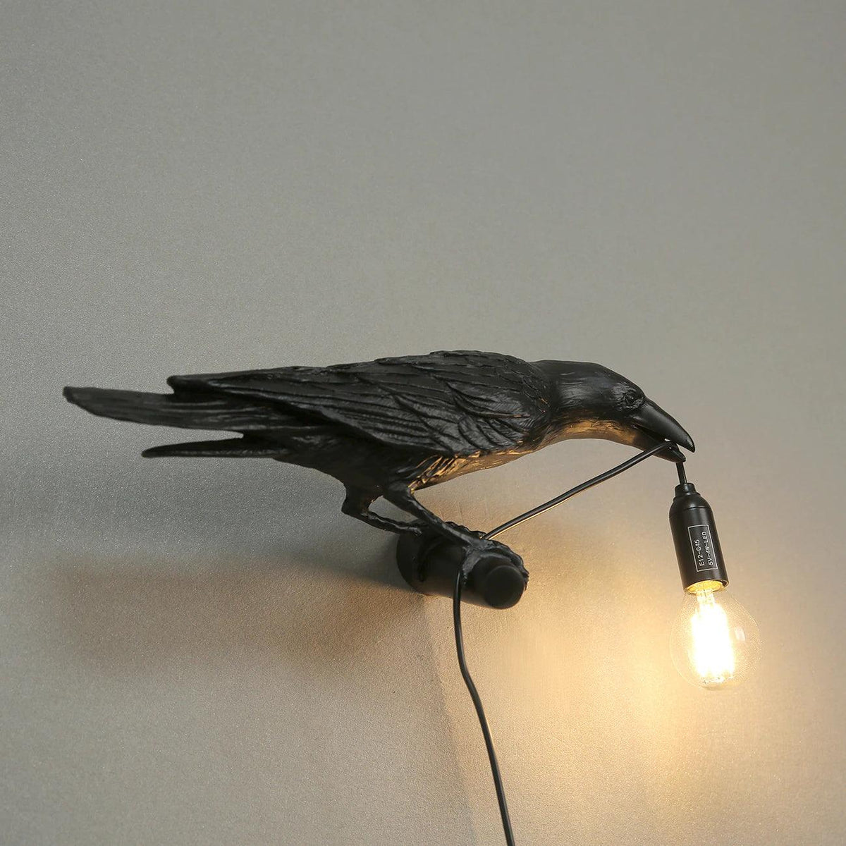 Decorative Bird Wall Light Resin LED Wall Sconce