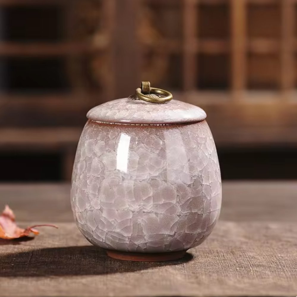Handcrafted Ceramic Pet Memorial Urn Decorative Ashes Keepsake Container for Dogs and Cats