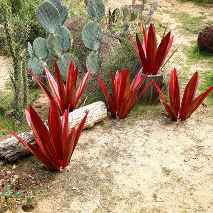 Handcrafted Metal Agave Garden Sculpture with Rust Resistant Finish