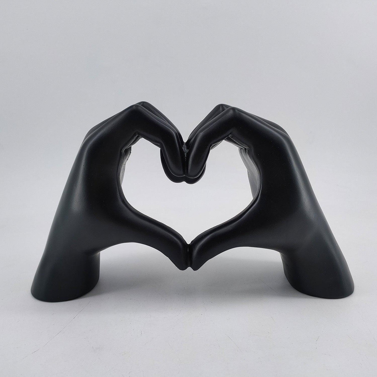 Handcrafted Resin Heart Decoration for Home and Tabletop Decor