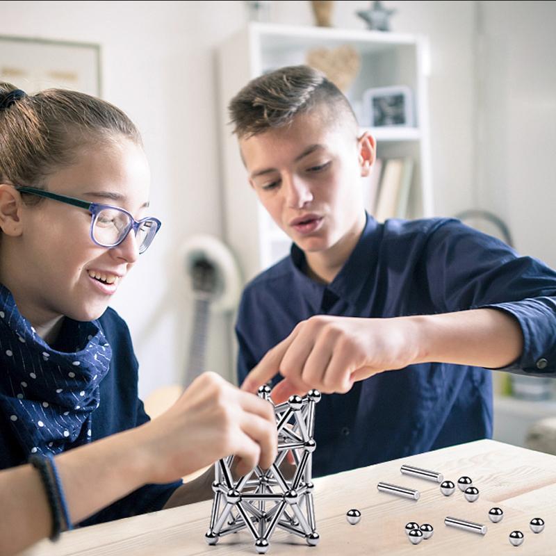 Magnetic Building Balls and Rod Construction Set