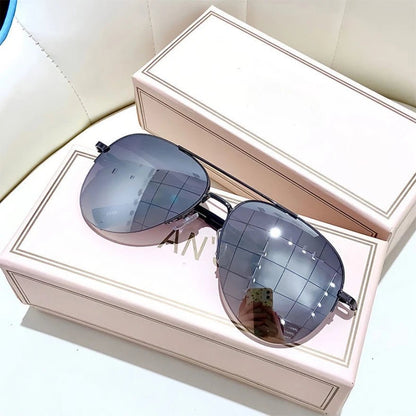 Men’s Gradient Pilot Sunglasses with UV400 Protection