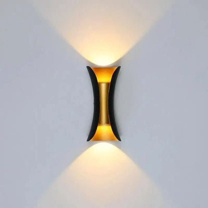Modern IP65 Waterproof LED Outdoor Wall Light