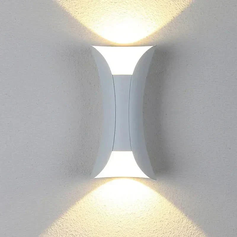 Modern IP65 Waterproof LED Outdoor Wall Light