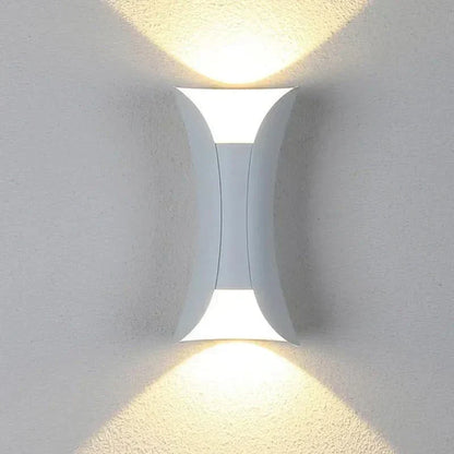 Modern IP65 Waterproof LED Outdoor Wall Light