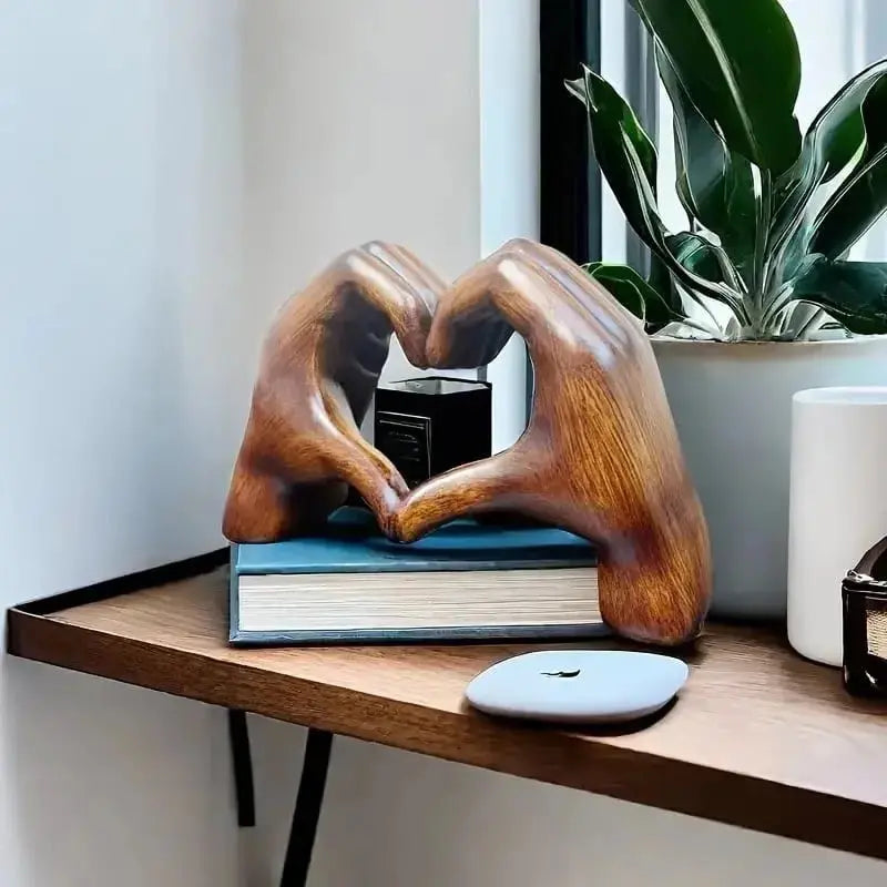 Natural Wood Grain Heart Sculpture Decorative Table Ornament