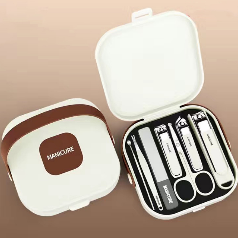 Portable 7 Piece Manicure and Personal Grooming Kit