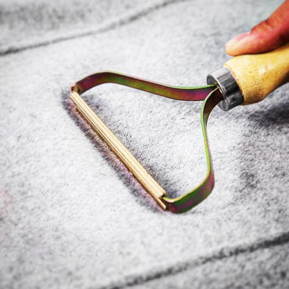 Portable Manual Fabric Lint Remover for Sweaters and Wool