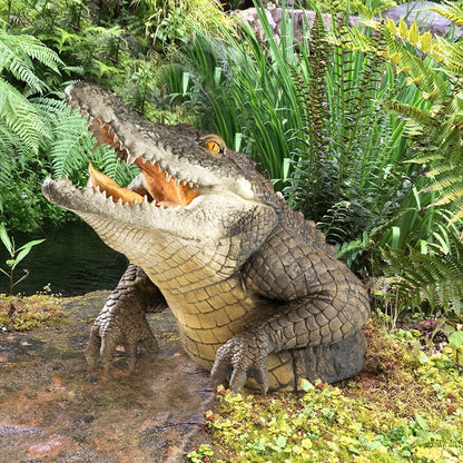 Resin Alligator Garden Statue Decorative Outdoor Pond Ornament