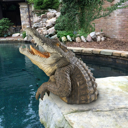 Resin Alligator Garden Statue Decorative Outdoor Pond Ornament