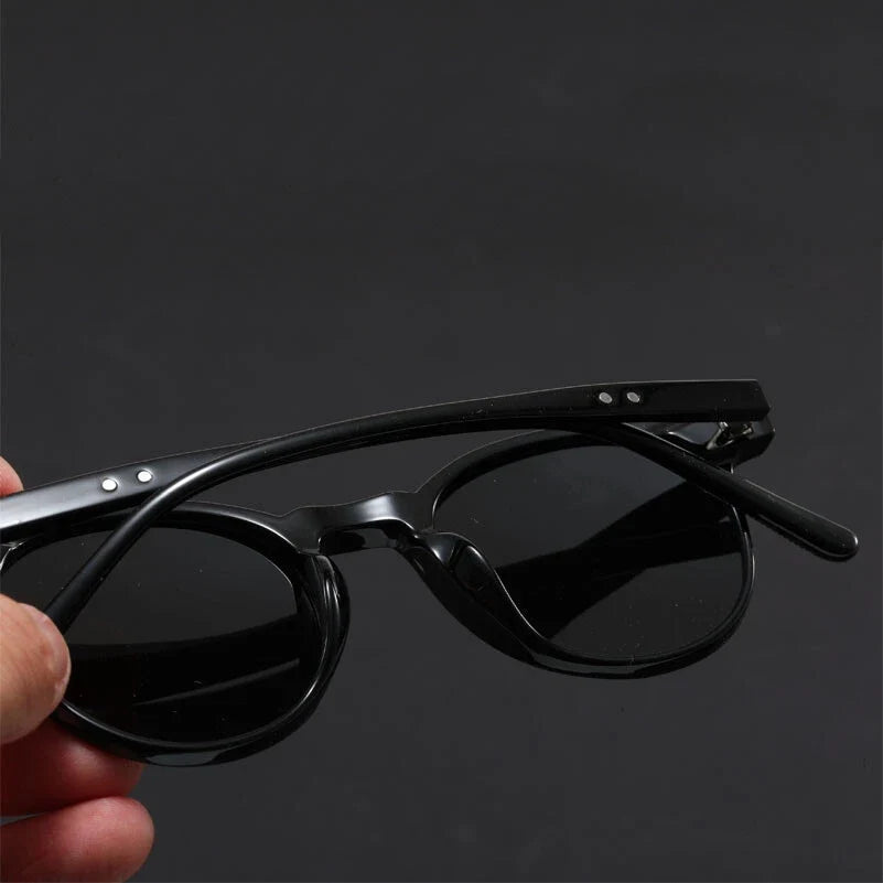 Round Tortoiseshell Sunglasses with Lightweight Full Frame
