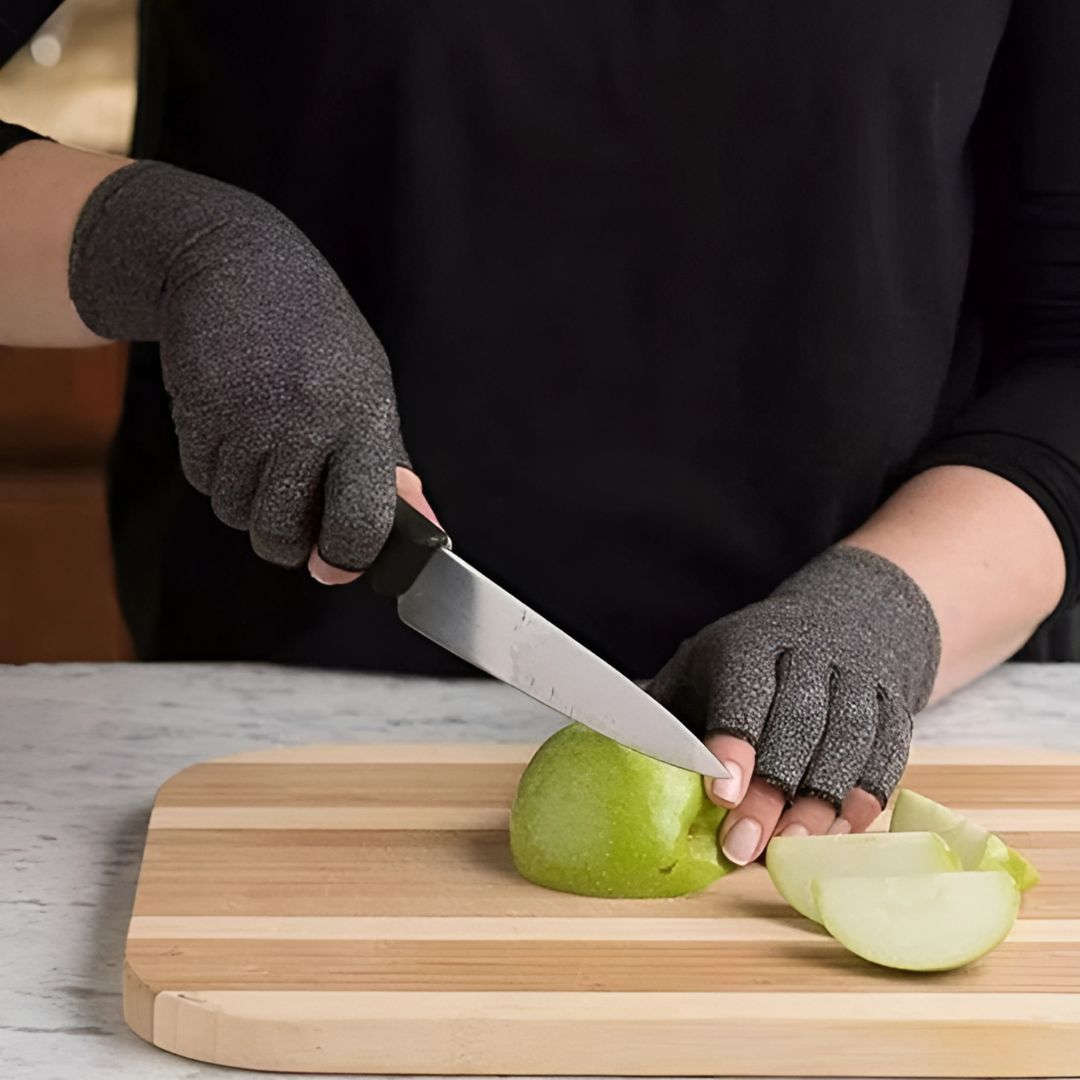 Thermal Winter Gloves with Non Slip Grip for Cold Weather Comfort