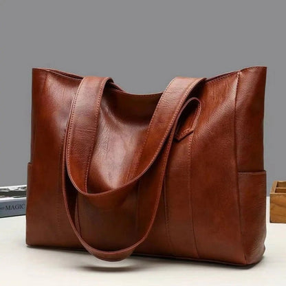 Retro Style Leather Shoulder Bag with Smooth Finish and Organized Storage