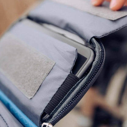 Waterproof Bicycle Handlebar Bag with Touchscreen Phone Window