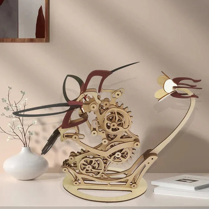 Wooden Kinetic Hummingbird Sculpture Mechanical Desktop Ornament