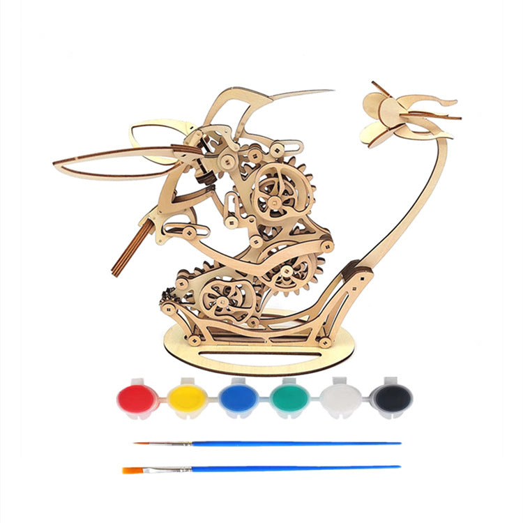 Wooden Kinetic Hummingbird Sculpture Mechanical Desktop Ornament
